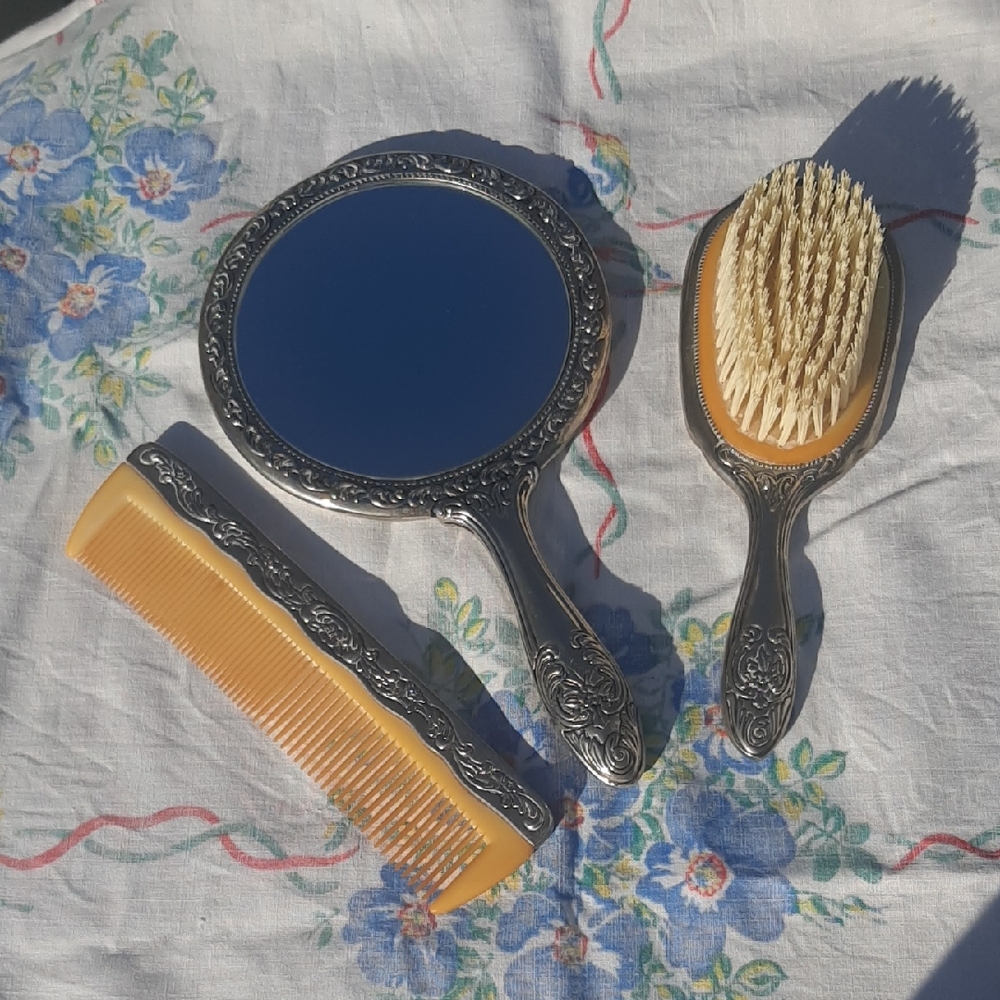 Vintage Plated Silver 3 PIECE Vanity Set with Mirror, Brush, and Comb